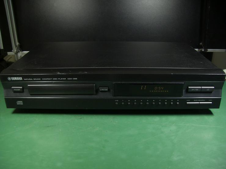 Yamha CDX-396  CD Player