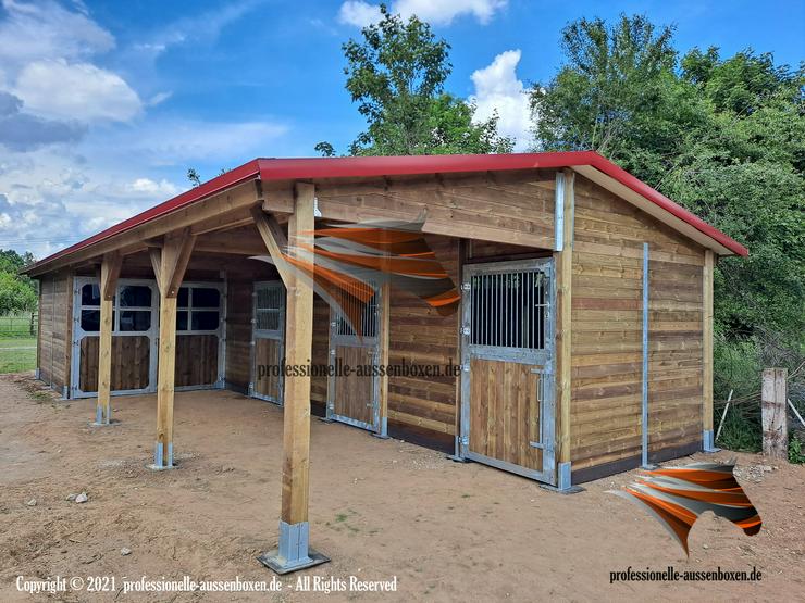 Bild 5: Außenboxen & Pferdestall bauen | Offenstall, Stallanlagen - Stalleinrichtung für Pferde | Weidehütten mit Fressgitter Top - moderne Stalltechnik