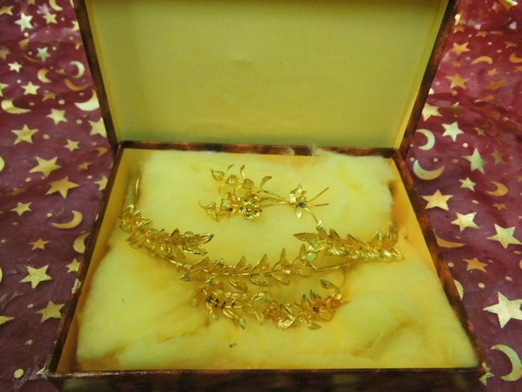 Antikes Braut Diadem SEYBOLD Hofjuwelier gegr.1837 / Brautschmuck vergoldet - Broschen & Anstecker - Bild 1