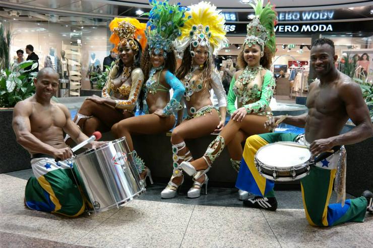 Bild 8: Brasilianische Sambatänzerin - Brasil- & Sambashow für Ihren Event mieten