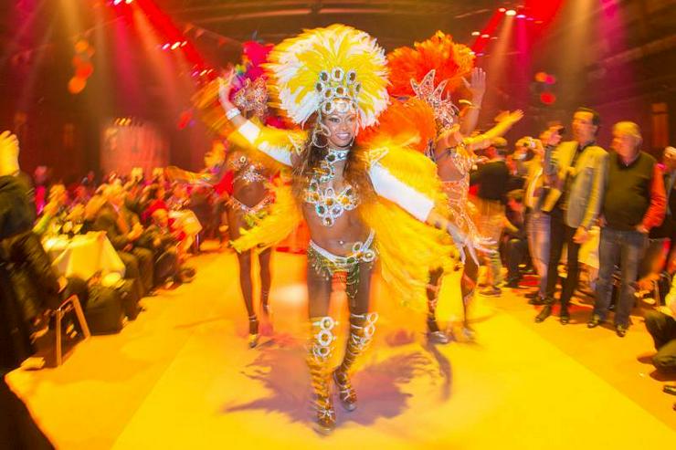 Bild 7: Brasilianische Sambatänzerin - Brasil- & Sambashow für Ihren Event mieten