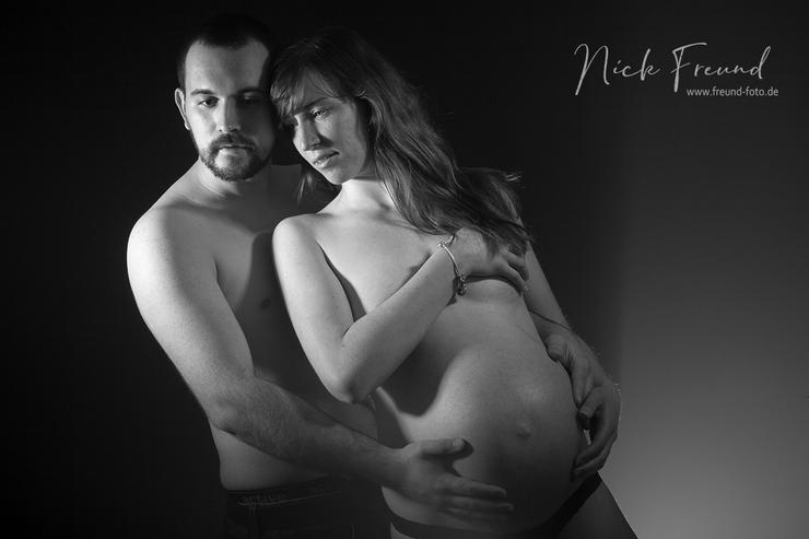 Bild 5: Babybauch Schwangeren Fotoshooting in Nürnberg / Fürth inkl. alle Fotos auf DVD