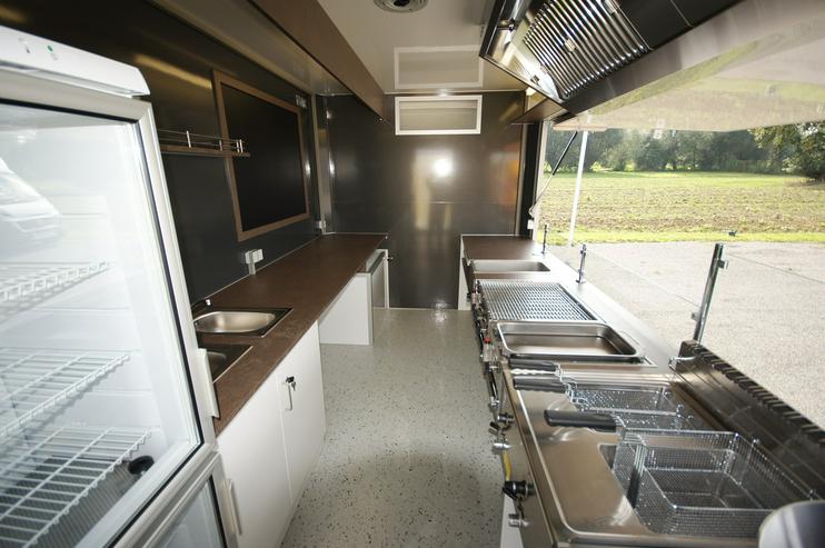 Starter Chrome Food Truck - PKW-Transporter - Bild 9