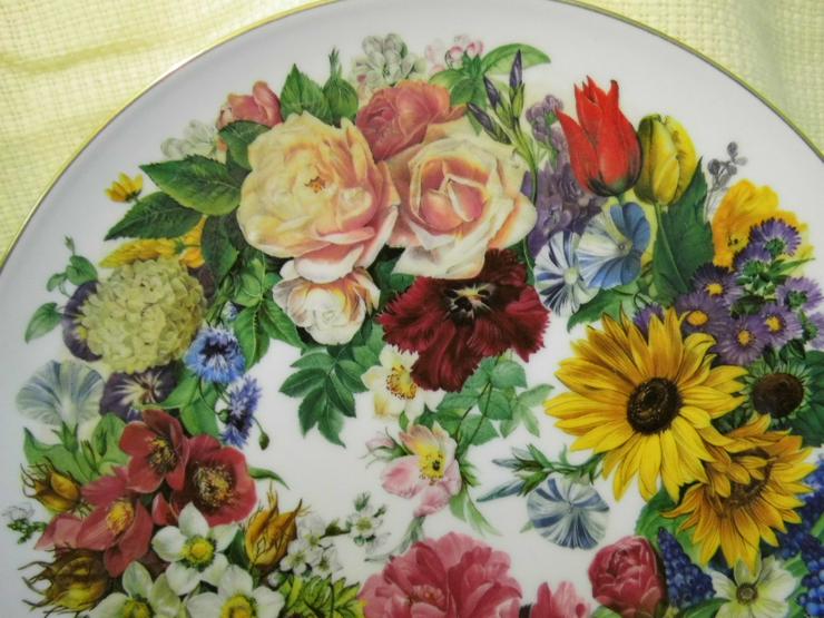 Bild 4: Sammelteller Hutschenreuther Blumen / Ursula Band / Bradex Nr. / Seriennr. 6319A