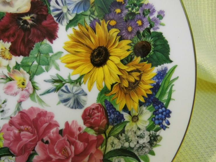 Bild 3: Sammelteller Hutschenreuther Blumen / Ursula Band / Bradex Nr. / Seriennr. 6319A