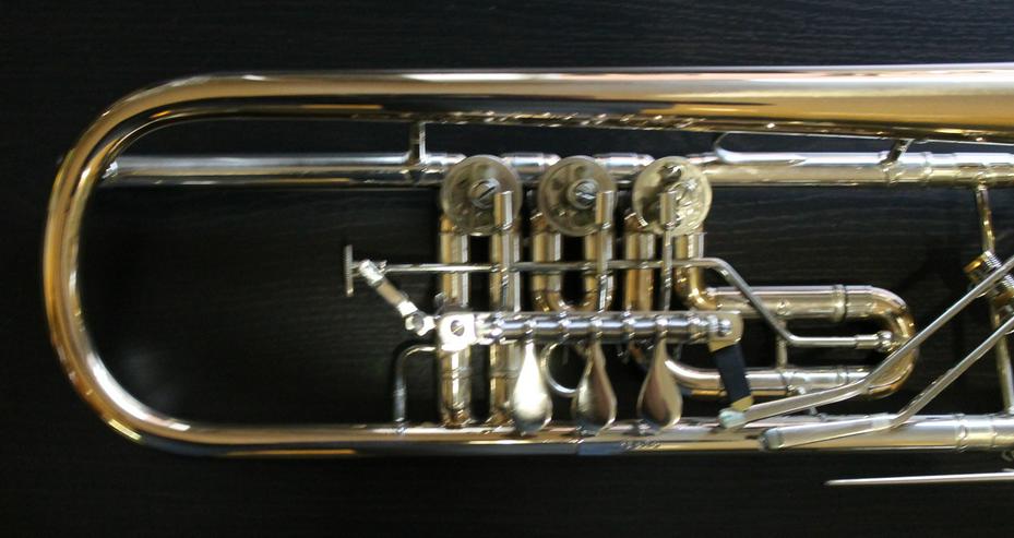 Bild 9: Profiklasse Konzert - Trompete A. Wolfram Markneukirchen, Goldmessing mit 2 Überblasklappen