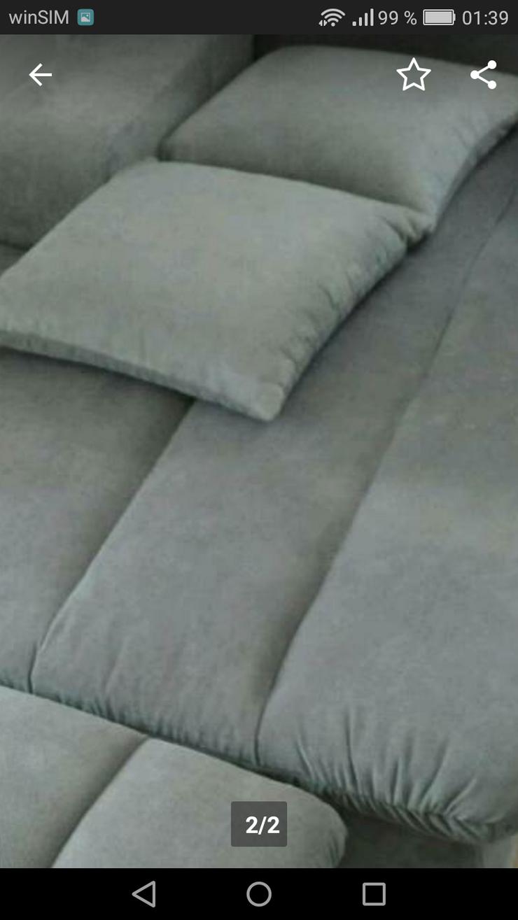 Bild 3: Sofa mit Ramece