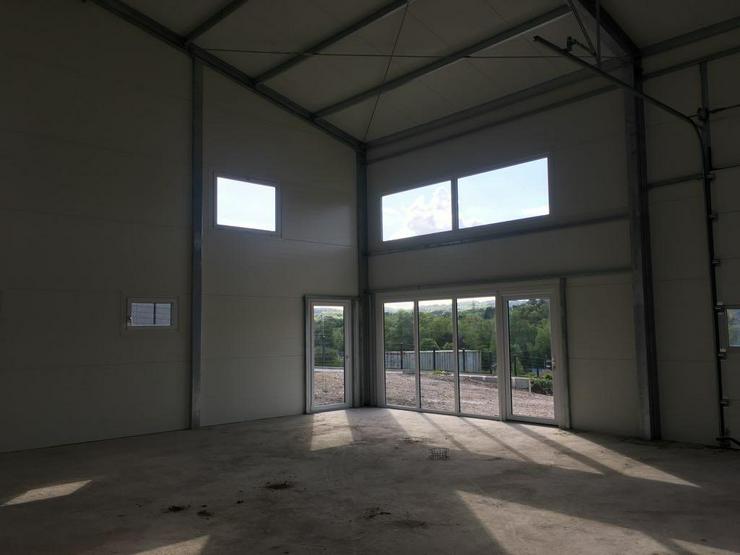 Bild 2: Stahlhalle Lagerhalle Gewerbehalle Werkstatthalle mit Beurobereich 21m x 12m