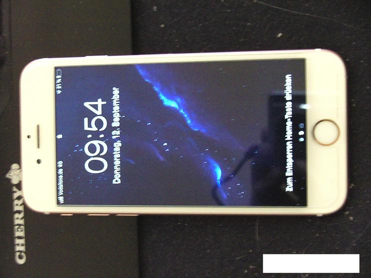 Bild 3: iPhone 6s mit 16GB Rose Gold gegen Dual Sim Smartphone