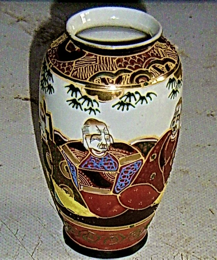 kleine handbemalte asiatische  Vase - Figuren - Bild 8