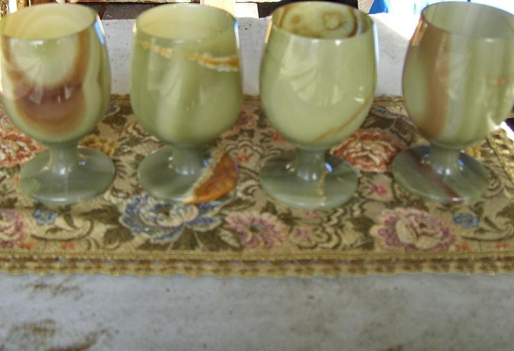 4 jade trink becher pokale  Höhe ca. 10 cm aus Halbedelstein jade onyx grünlich marmoriert mit  4 unterschiedlichen einzigartigen maserungen - Edelsteine & Fossilien - Bild 6
