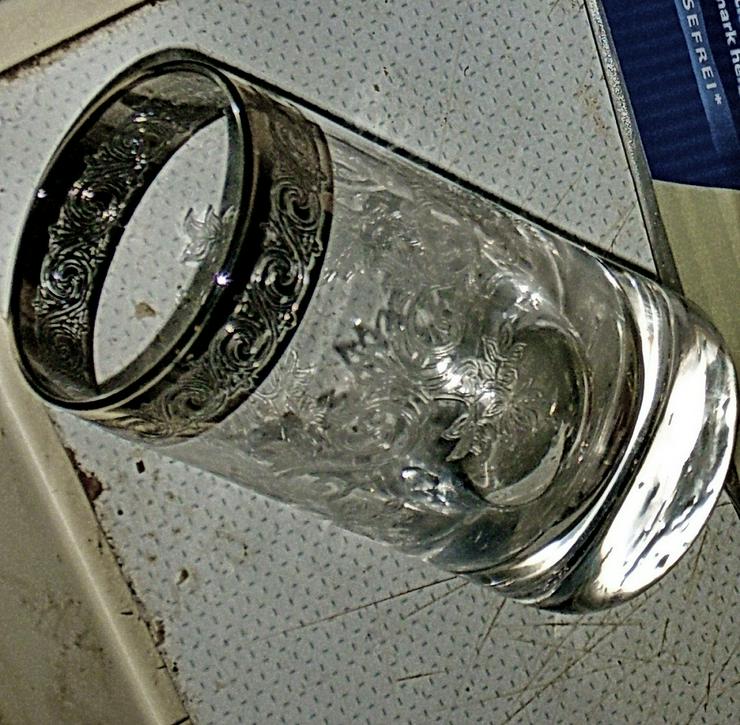 Bild 2: altes kleines glas mit platin rand