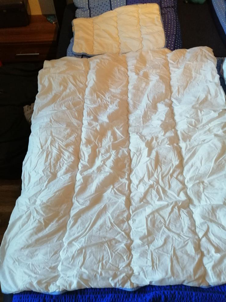 Bild 6: Gitterbett mit Matratze + Bettenset und Bettwäsche + Bettlaken