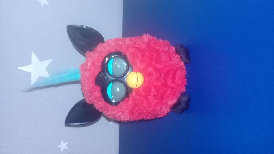 Hasbro A4062100 - Furby Edition Hot Wild "rot-schwarz" - deutsch - Teddybären & Kuscheltiere - Bild 1