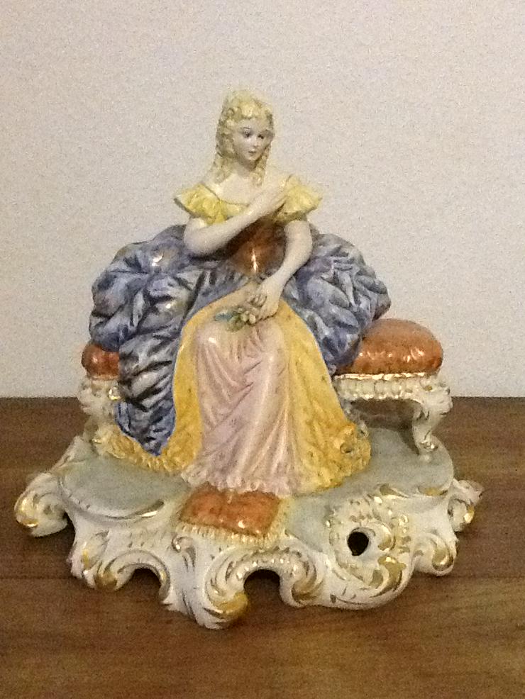 Porzellan Figur Frau Barock - Figuren - Bild 1