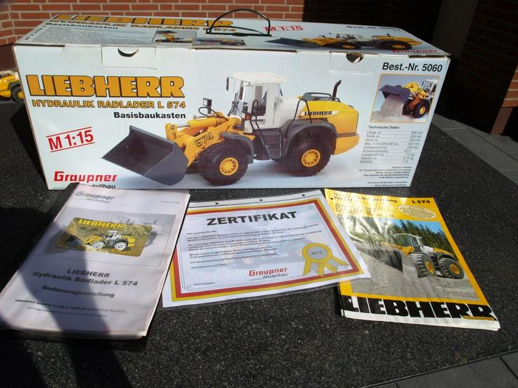 Bild 9: GrAUPNER RC-Radlader LIEBHERR 574, unverbastelte Rarität, sofort einsatzbereit