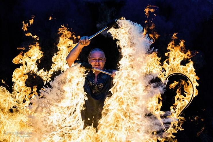 Bild 5: Feuershow für Berlin-Brandenburg für Sachsen und Sachsen-Anhalt und Mecklenburg-Vorpommern