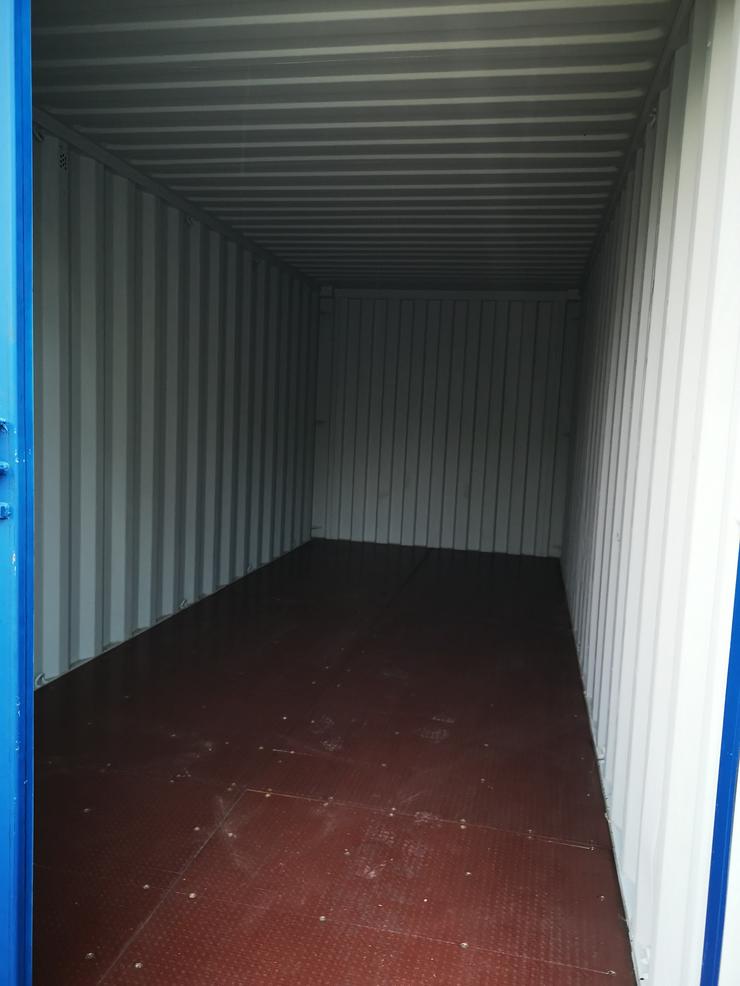 Bild 14: Neuwertige Seecontainer