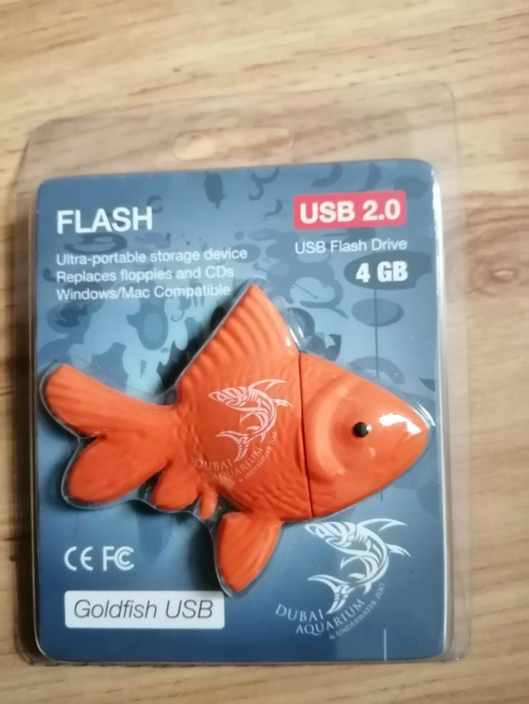 4 GB USB Flash Speicher in Fischform 