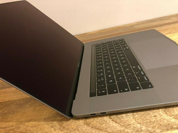 Apple MacBook Pro 15 2018 MR942 Upgr. i7 2.6 16GB 1TB Radeon Pro Vega 20 QWERTY - Notebooks & Netbooks - Bild 10