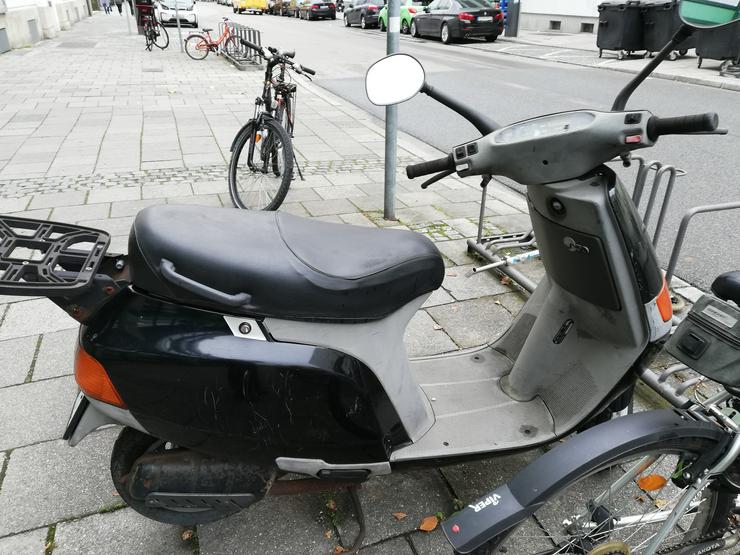 Bild 4: Moped & Motorroller