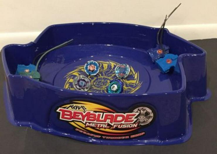 Beyblade Arena + Zubehör - Fantasy & Science-Fiction - Bild 1