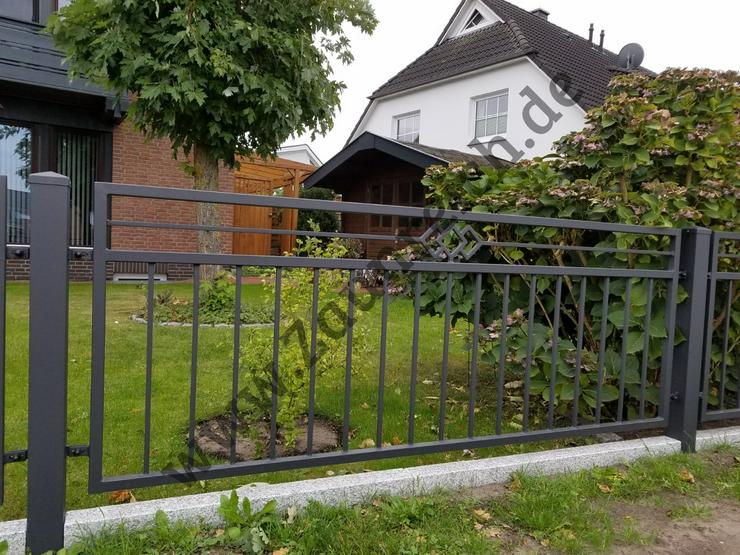 Bild 9: Doppelstabmattenzaun Tore Gabionen Sichtschutz - bundesweite Lieferung und Montage 