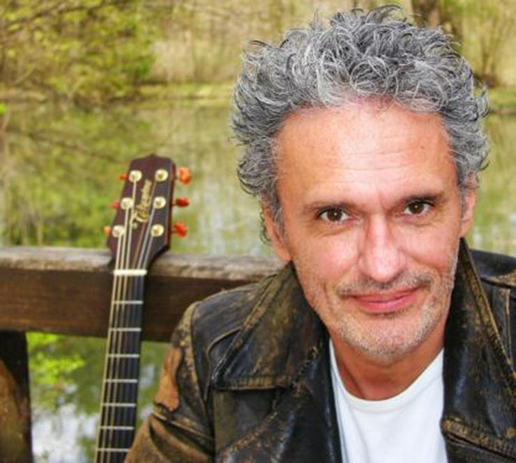 Bild 2: Gitarrenunterricht für Jugendliche und Erwachsene Anfänger Kreis Dingolfing-Landau