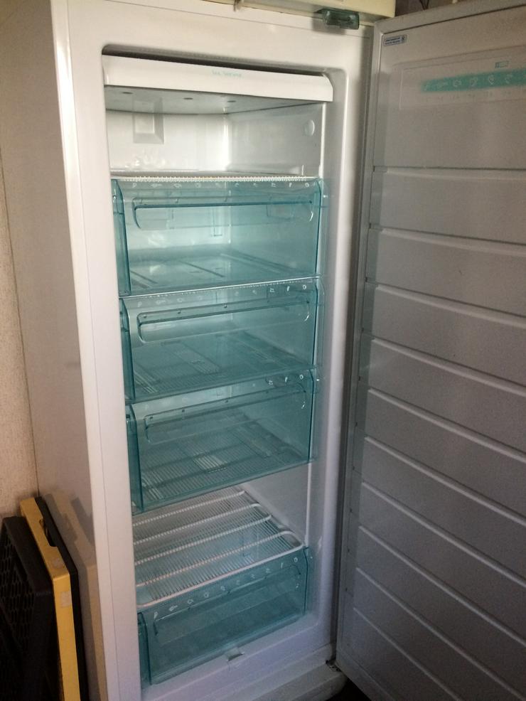 Bild 2: Electrolux Gefrierschrank Höhe 160 cm / Breite 60 cm