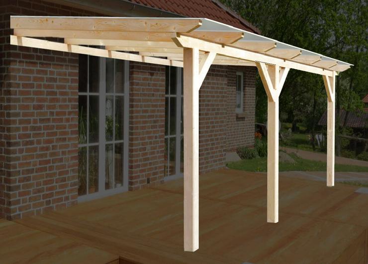 Bild 6: Terrassenüberdachung aus Holz oder Alu mit Stegplatten und Glas von solidus24