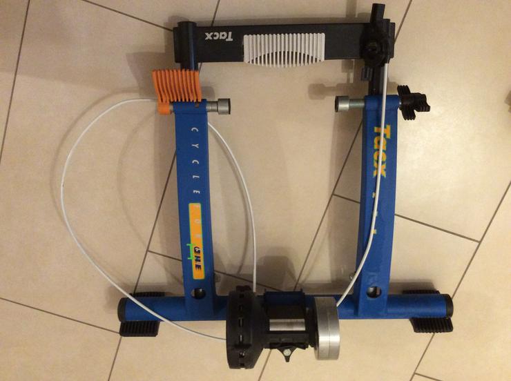 Bild 5: Tacx Rollentrainer Cycleforce One