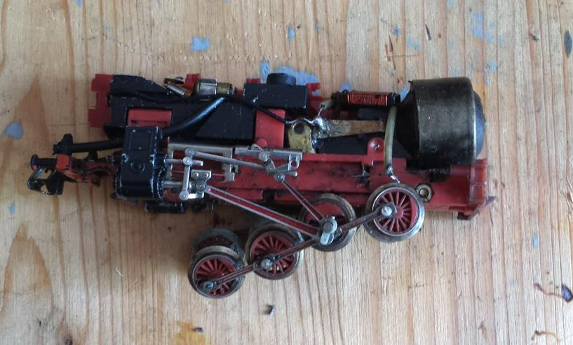 Bild 2: Reparatur ihrer Loks (Spur TT), analog, aus älterer Produktion