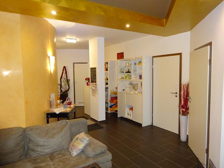 Latina Waxing Studio, Haarentfernung, Handpflege und Fußpflege - Schönheit & Wohlbefinden - Bild 1