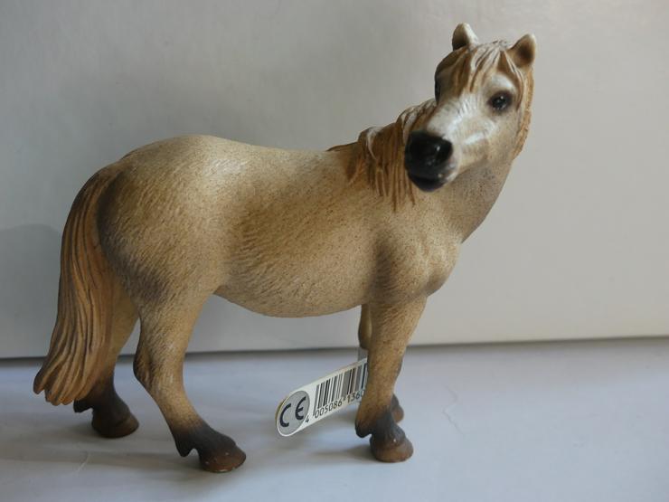Camargue Stute 13609 Neu Ovp Mit Fahne von Schleich Rarität (auch zu verschicken) - Tiere & Dinosaurier - Bild 1