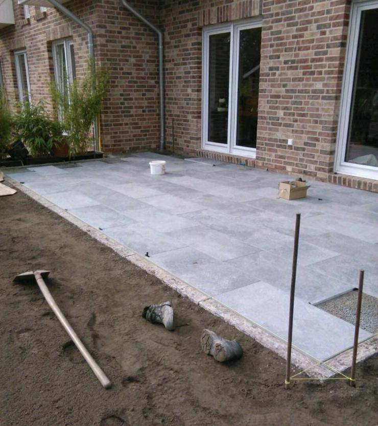 Handwerker, Gartenbau, Bagger Arbeit, Pflastern  - Gartenarbeiten - Bild 1