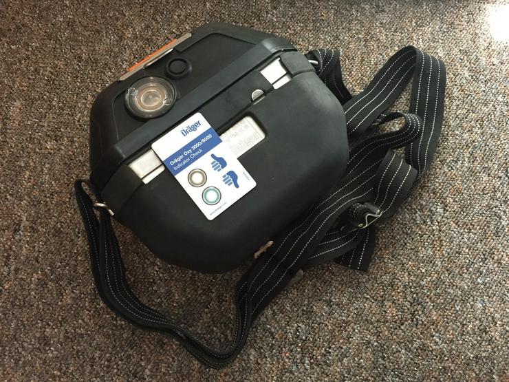 Bild 2: Sauerstoff-Selbstretter Dräger Oxy 6000 MK II Schulterv. + Gurt
