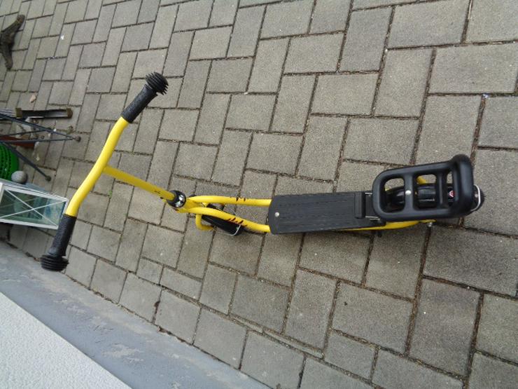 Bild 16: Puky Roller R03 Gelb mit Fahne und Bremse ab 3 Jahre
