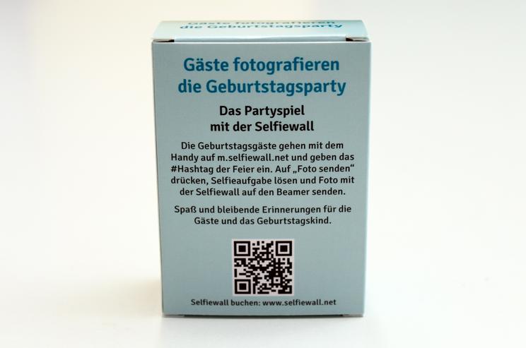 Bild 2: 100 Spielkarten zum Runden Geburtstag, "Gäste fotografieren die Geburtstagsparty", Kartenspiel mit lustigen Fotoaufgaben für die Party