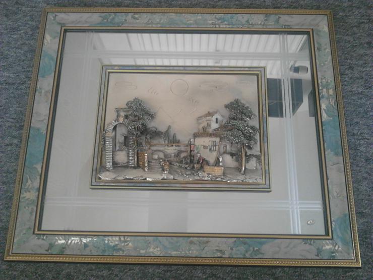 Bild 3: Spiegelbild, 925 Arg. gemarkt, ca. 72*62 cm Bild mit Spiegel aus Italien .  Altersbedingte Spuren am Rahmen , gemarkt R mit Kreis Arg. 925 versilbert...