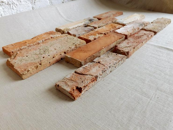 Bild 3: Restposten Antikriemchen Steinriemchen Bodenplatten Bodenfliesen Mauerverblender Ziegelriemchen Verblender Rückbausteine Ziegel Backstein Fliese