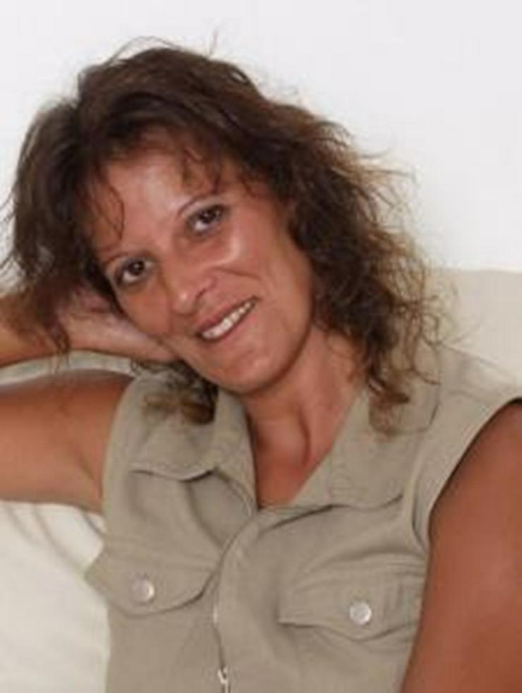 liebevolle Oma sucht noch einmal glückliche Beziehung - Sie sucht Ihn - Bild 1