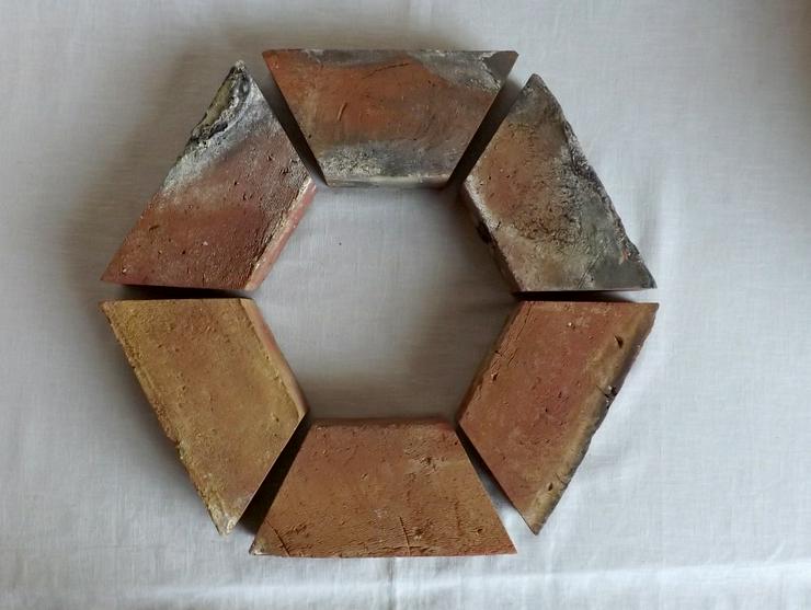 Baumumrandung Baumring Strauchumrandung Beeteinfassung Randsteine Trennsteine  Antikziegel alte Mauersteine Backsteine Rückbausteine Klinker - Pflastersteine - Bild 1