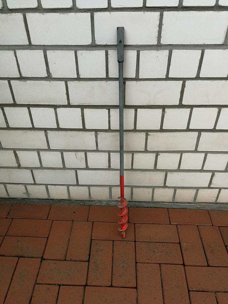 Bild 5: Brunnenbohrgerät bis 10 Meter Pfahlbohrgerät Erdbohrer