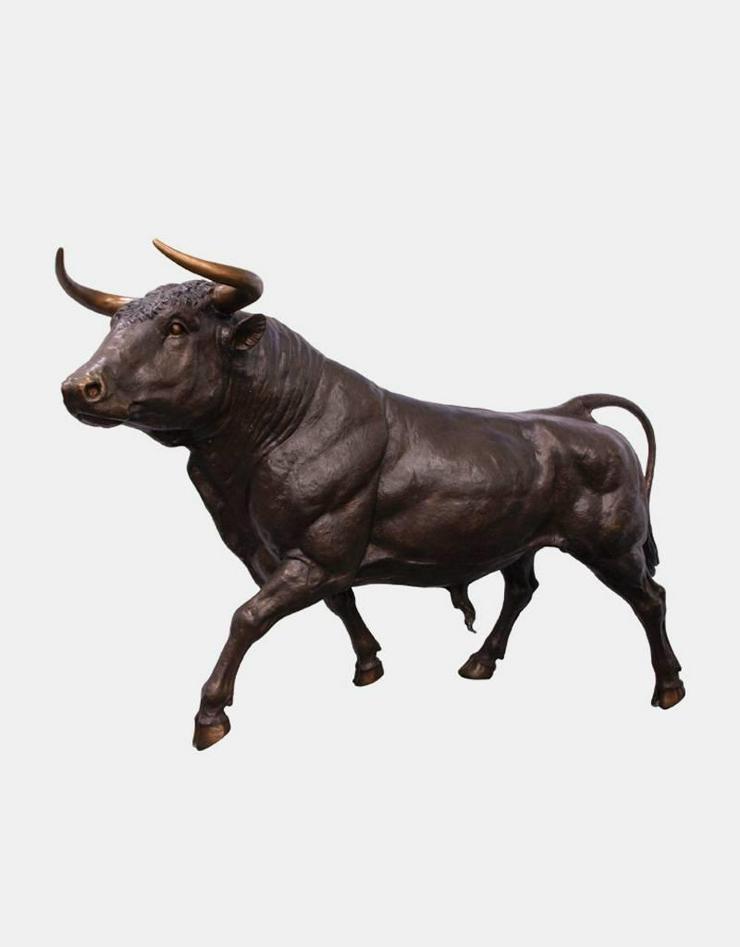 Bild 3: Stier Figur lebensgroß aus Bronze 