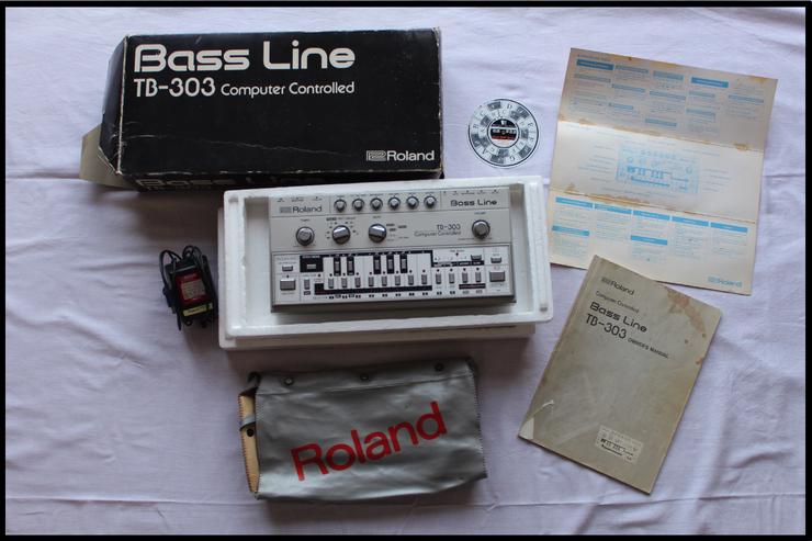 Bild 9:  NEU!! Vintage Roland TB303  Bass Synthesizer - mit Zubehör!!!