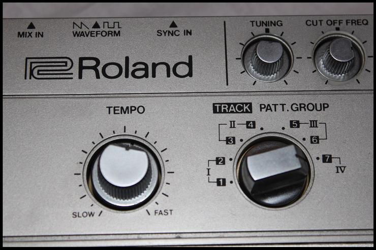 Bild 7:  NEU!! Vintage Roland TB303  Bass Synthesizer - mit Zubehör!!!