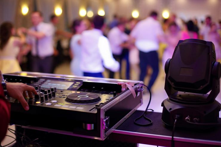 Bild 5: Hochzeit und Event DJ