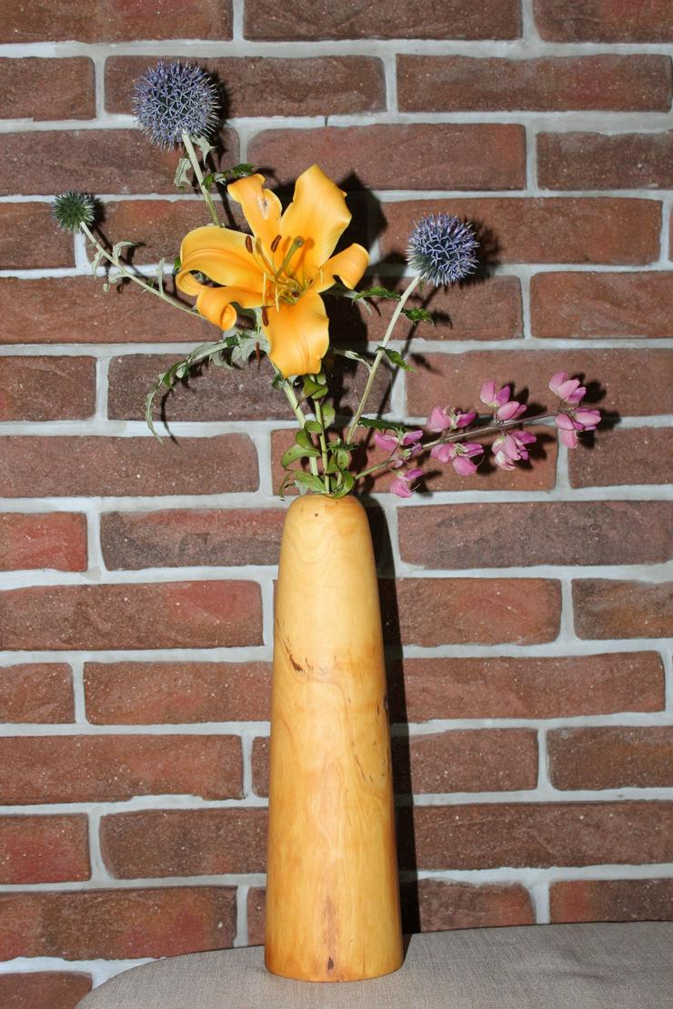 elegant-moderne Vase aus massivem Erlenholz, geölt - Vasen & Kunstpflanzen - Bild 1