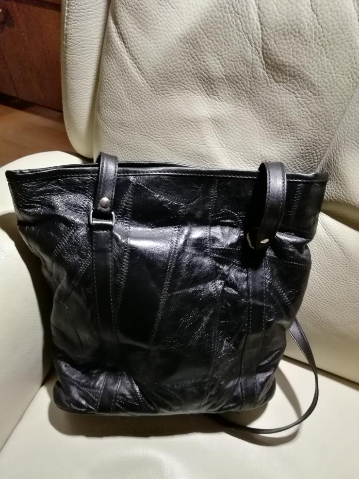 Schwarze Damen Ledertasche  - Taschen & Rucksäcke - Bild 1