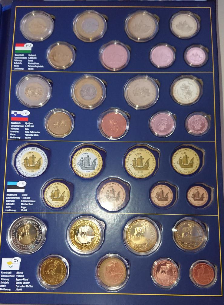 Bild 6: Sonderprägungen der EURO-Münzentwürfe  CZ / PL / HU / SI / CY